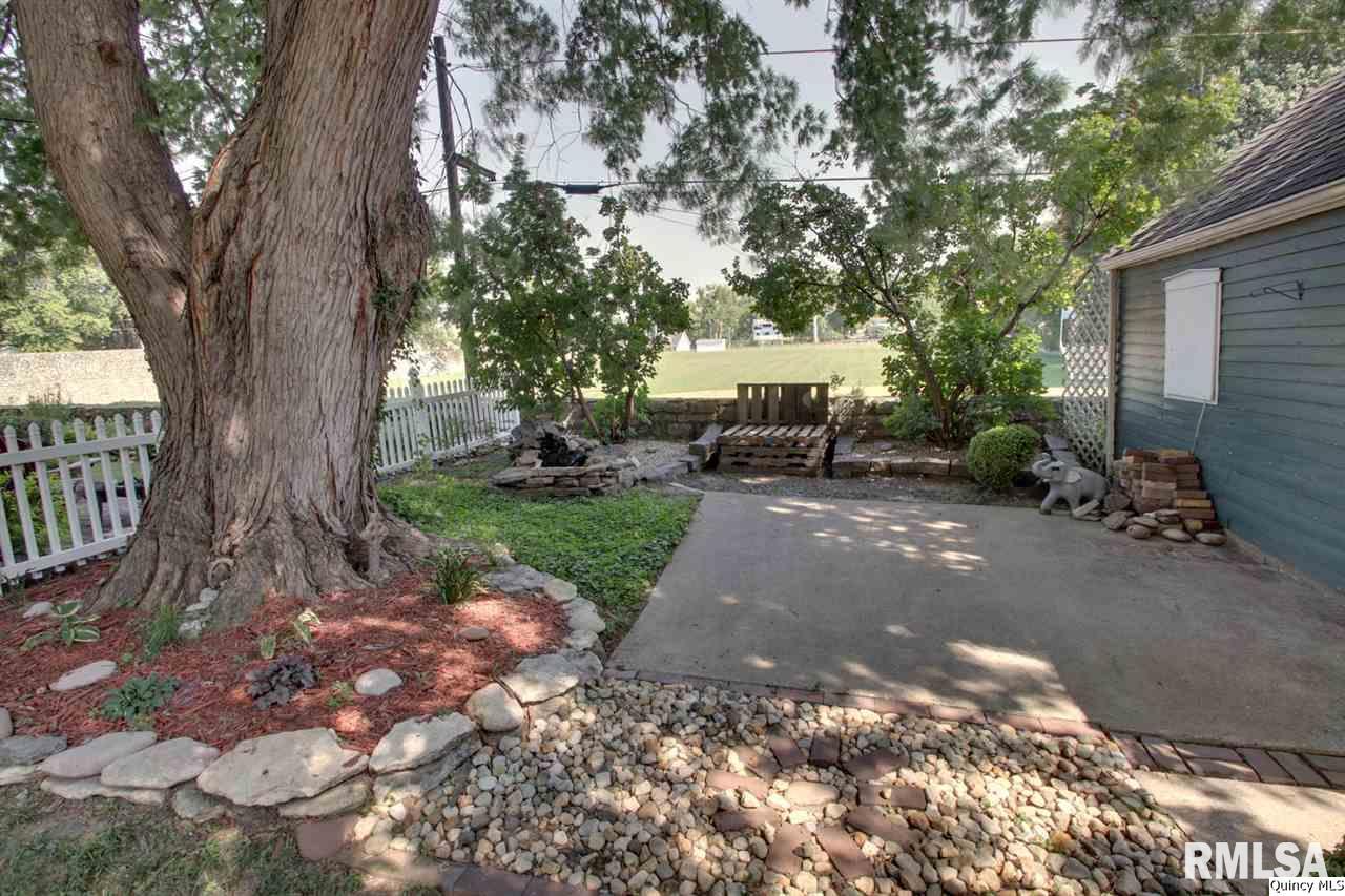 1503 Kentucky Street Quincy, IL 62301 - Photo 24 of 25 Gallery Image 24