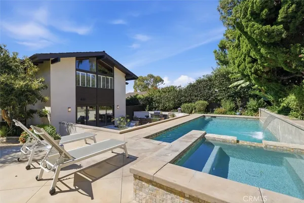$2,950,000 | 2932 Vía Alvarado, Palos Verdes Estates, CA 90274