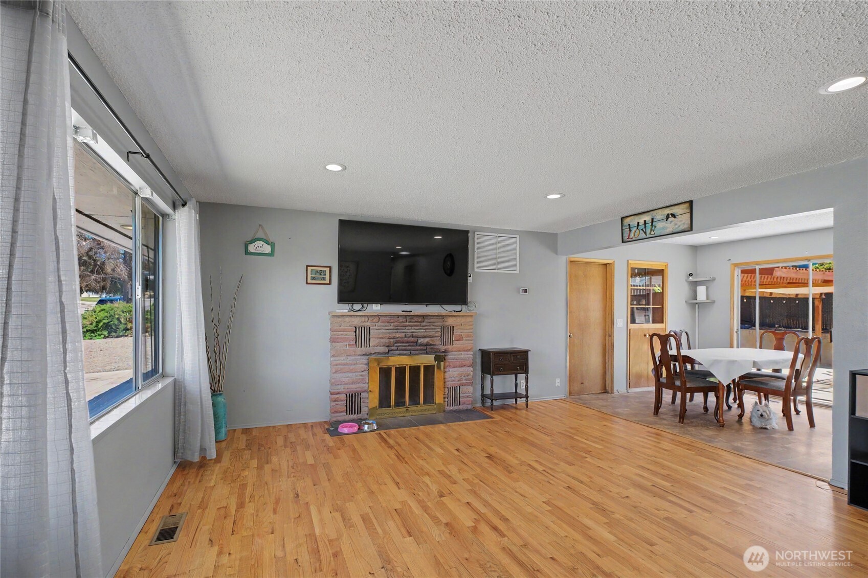 546 Rolfs Court East Wenatchee, WA 98802 - Photo 3 of 35