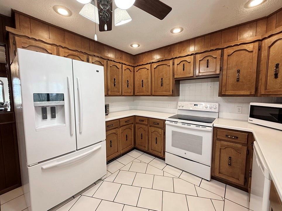 2250 South 363 Road El Dorado Springs, MO 64744 - Photo 15 of 47