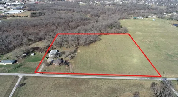 $385,000 | 2250 South 363 Road, El Dorado Springs, MO 64744