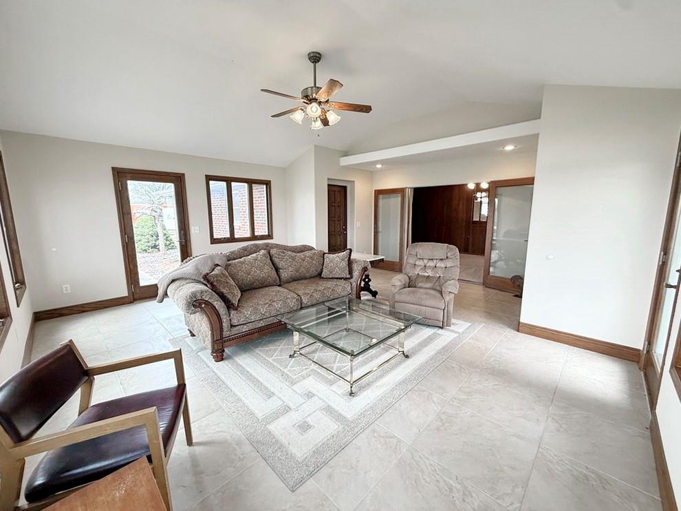 2250 South 363 Road El Dorado Springs, MO 64744 - Photo 7 of 47