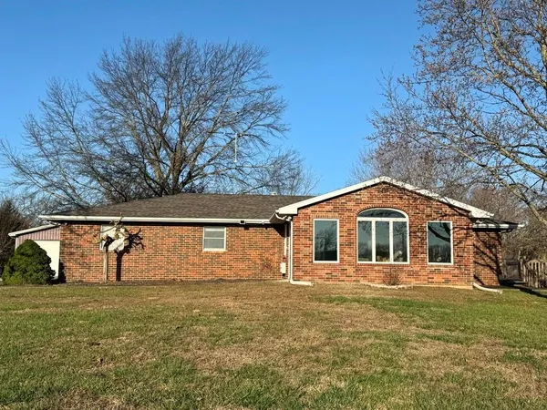 $385,000 | 2250 South 363 Road, El Dorado Springs, MO 64744