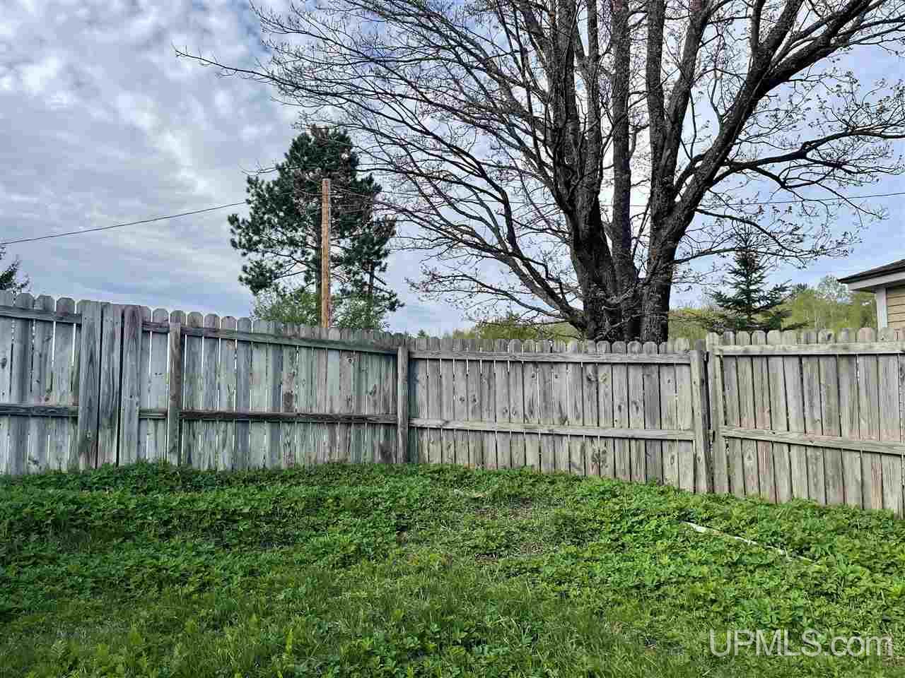 401 Excelsior Street Ishpeming, MI 49849 - Photo 23 of 27