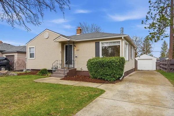 $415,000 | 1227 East 40th Avenue, Spokane, WA 99203