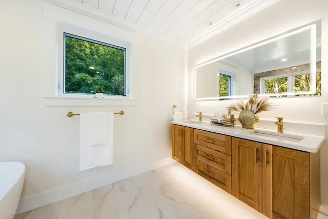 $1,837,900 | 3 Colburn Street, Unit 2, Gloucester, MA 01930