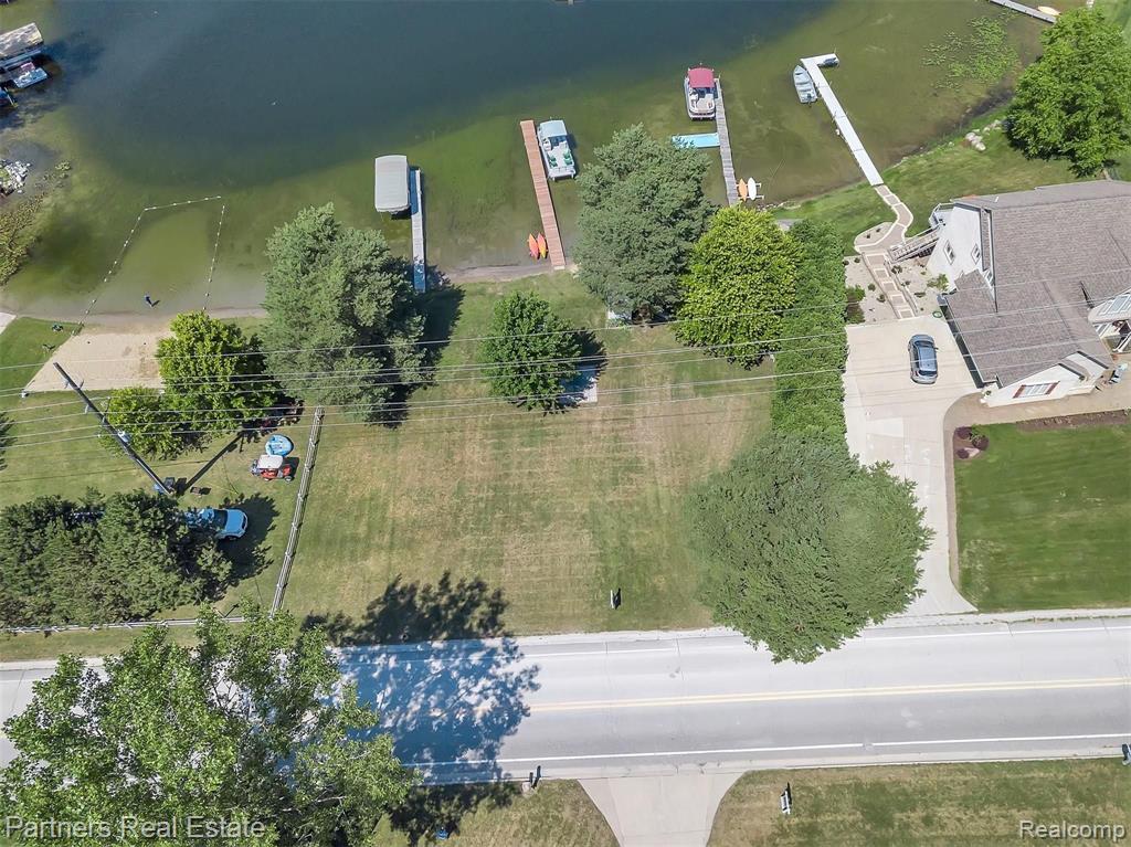 10890 Blaine Road Brighton, MI 48114 - Photo 56 of 61 Gallery Image 56