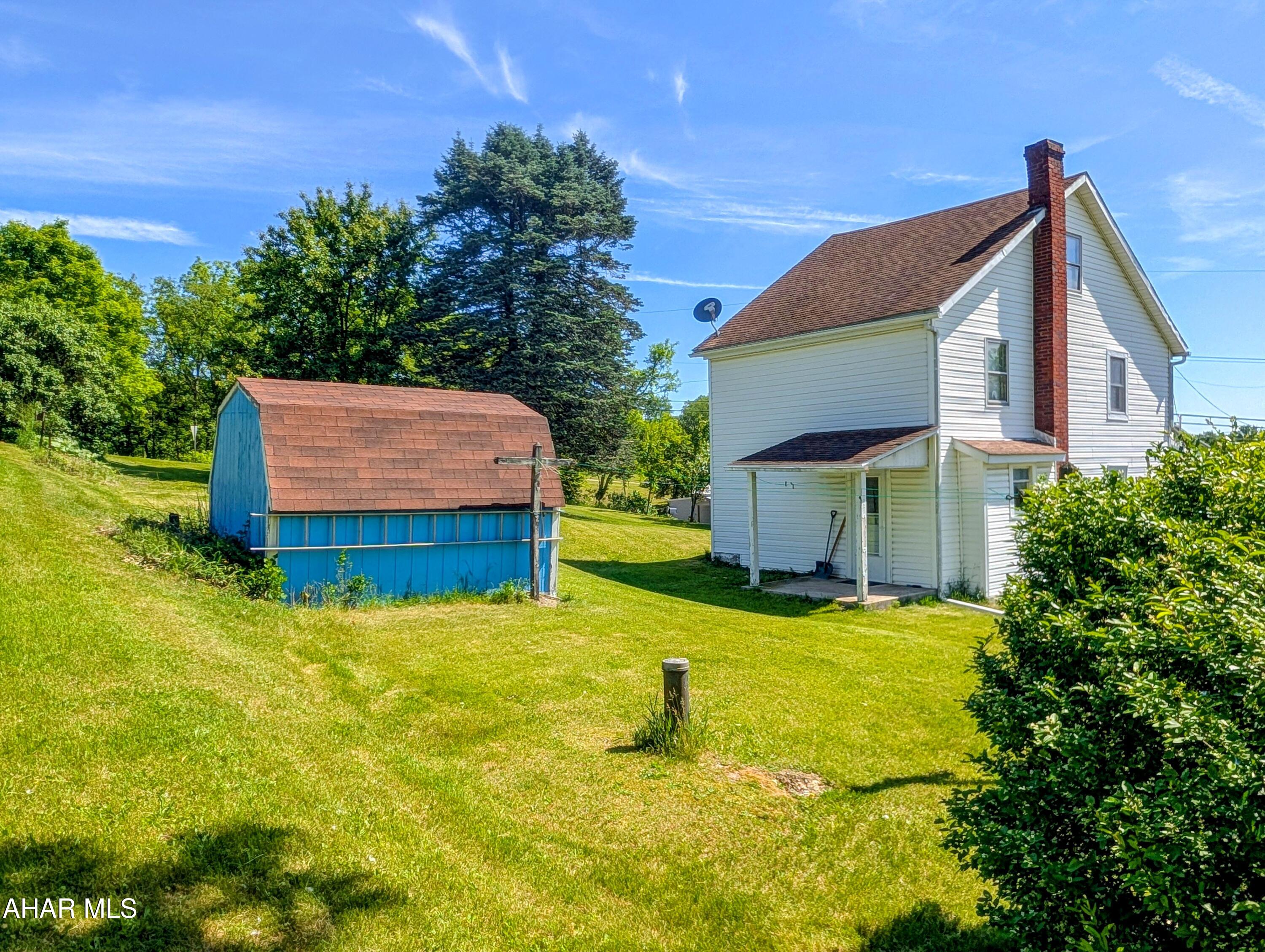 135 Mill Street Schellsburg, PA 15559 - Photo 6 of 39 PXL_20260601_143819000~2