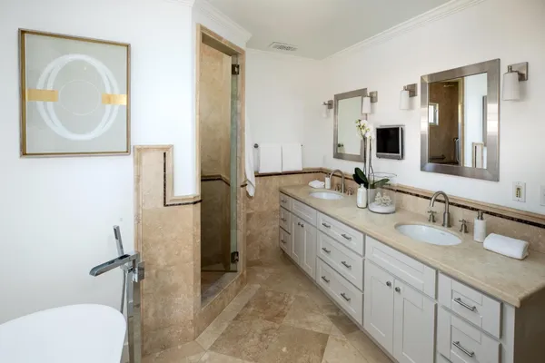 $4,495,000 | 709 Orange Avenue, Los Altos, CA 94022