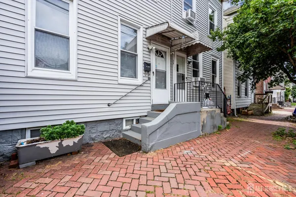 $240,000 | 661 Second Street, Trenton, NJ 08611