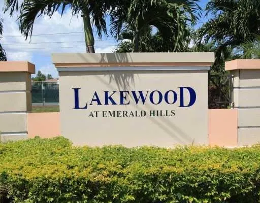 $1,900 | 3640 North 56th Avenue, Unit 401, Hollywood, FL 33021