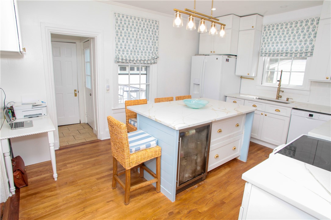 42 Mann Avenue Newport, RI 02840 - Photo 12 of 43 Desk space allows for work needs