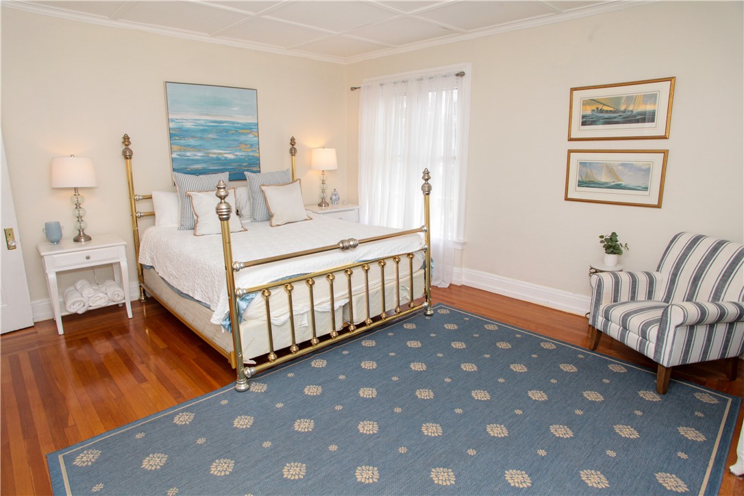 42 Mann Avenue Newport, RI 02840 - Photo 18 of 43 The Master in unit 2 has plenty of space for a reading nook