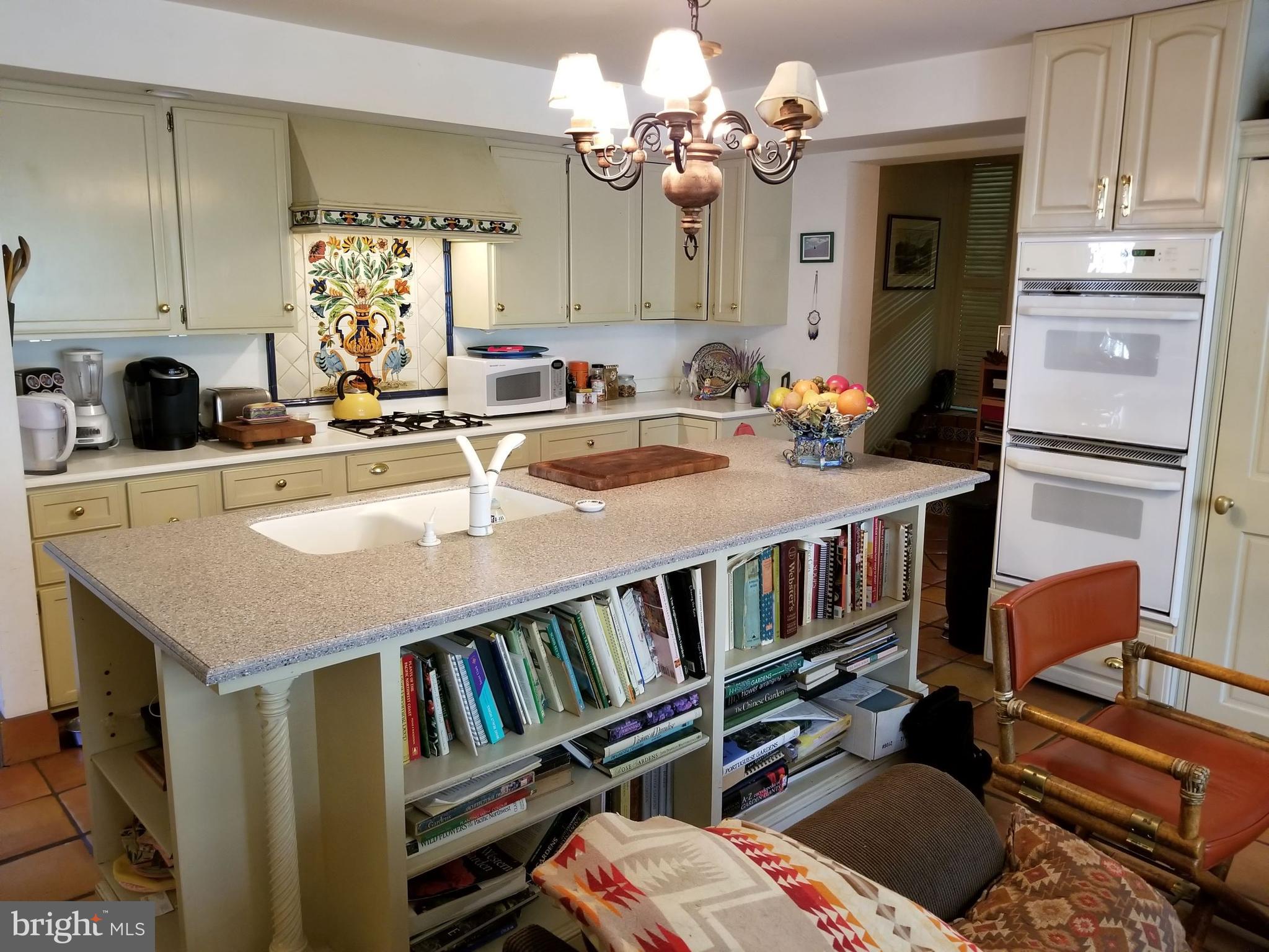 7012 Upper York Road New Hope, PA 18938 - Photo 15 of 28