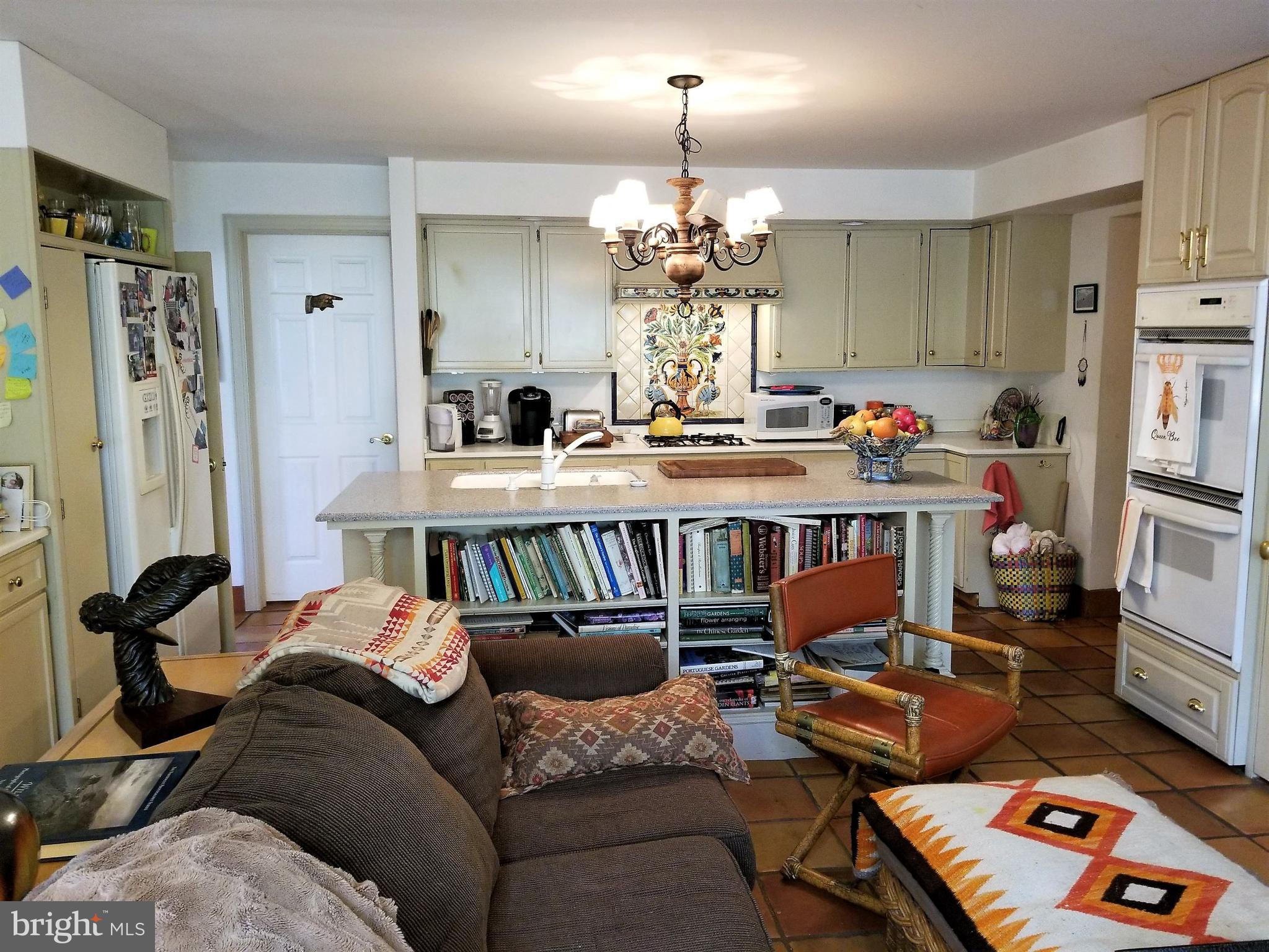 7012 Upper York Road New Hope, PA 18938 - Photo 17 of 28