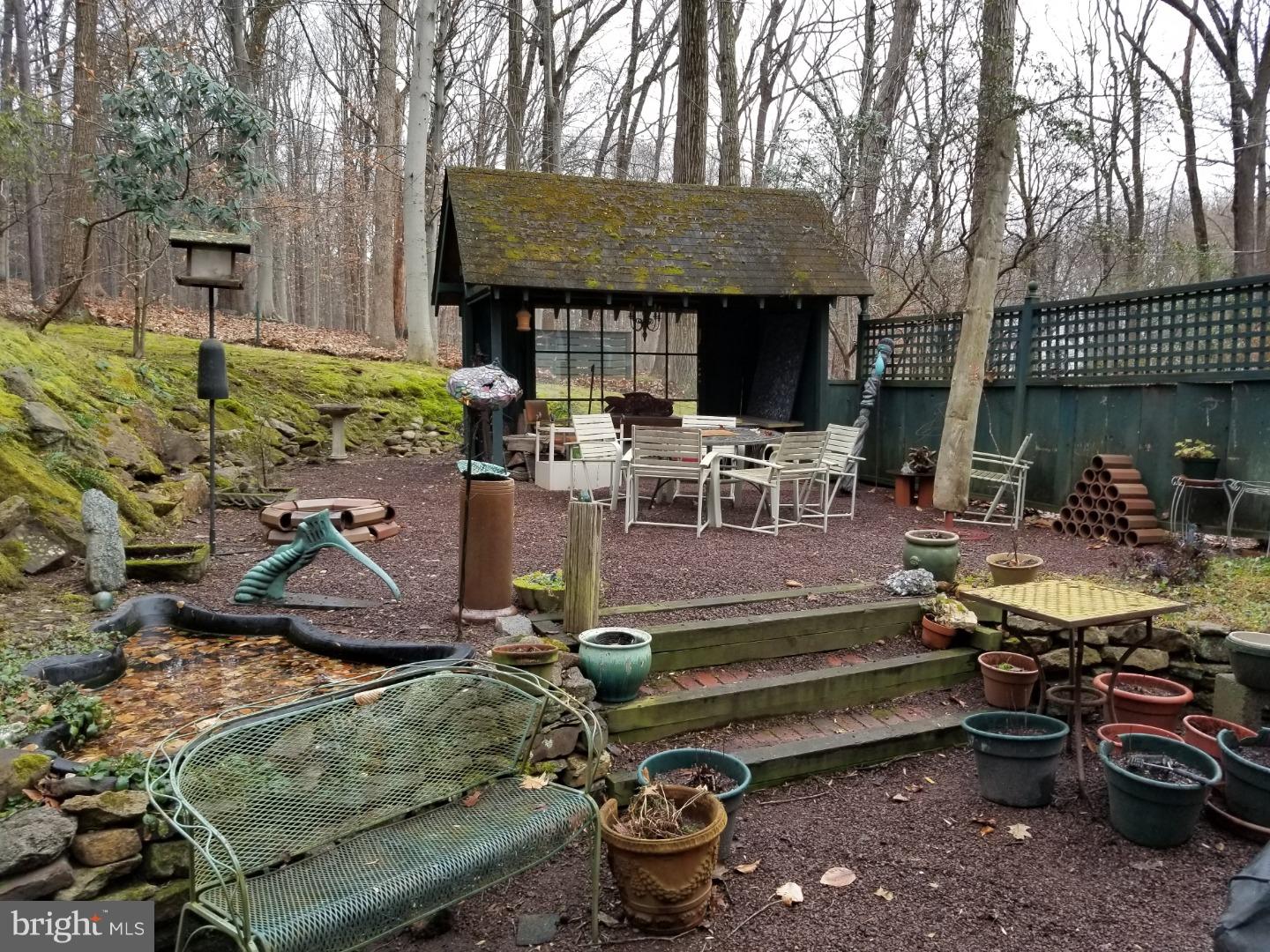 7012 Upper York Road New Hope, PA 18938 - Photo 25 of 28 Patio
