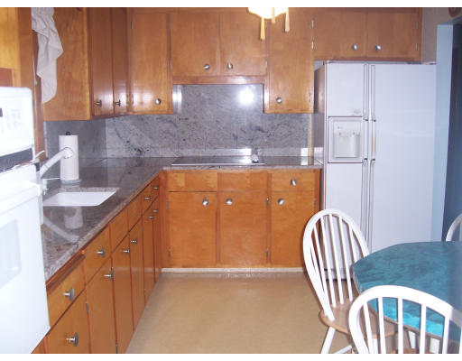 8 Myles Road Peabody, MA 01960 - Photo 6 of 15 Gallery Image 6