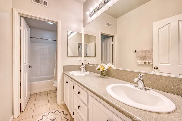 $990,000 | 2 Aryshire Lane, Ladera Ranch, CA 92694