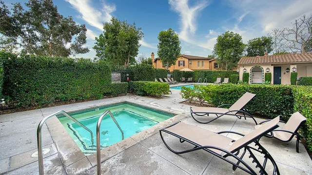 $990,000 | 2 Aryshire Lane, Ladera Ranch, CA 92694