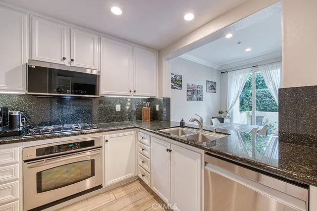 $990,000 | 2 Aryshire Lane, Ladera Ranch, CA 92694