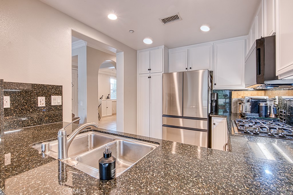 2 Aryshire Lane Ladera Ranch, CA 92694 - Photo 6 of 33