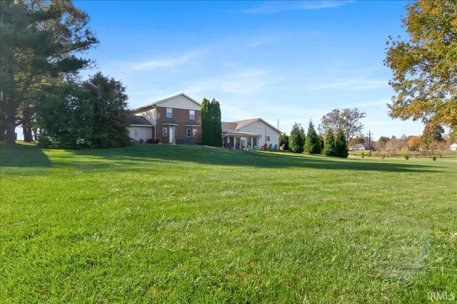 $509,900 | 2352 Warrenton Road, Haubstadt, IN 47639