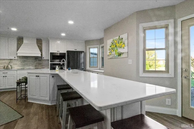 $509,900 | 2352 Warrenton Road, Haubstadt, IN 47639