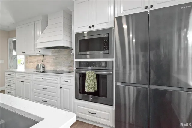 $509,900 | 2352 Warrenton Road, Haubstadt, IN 47639