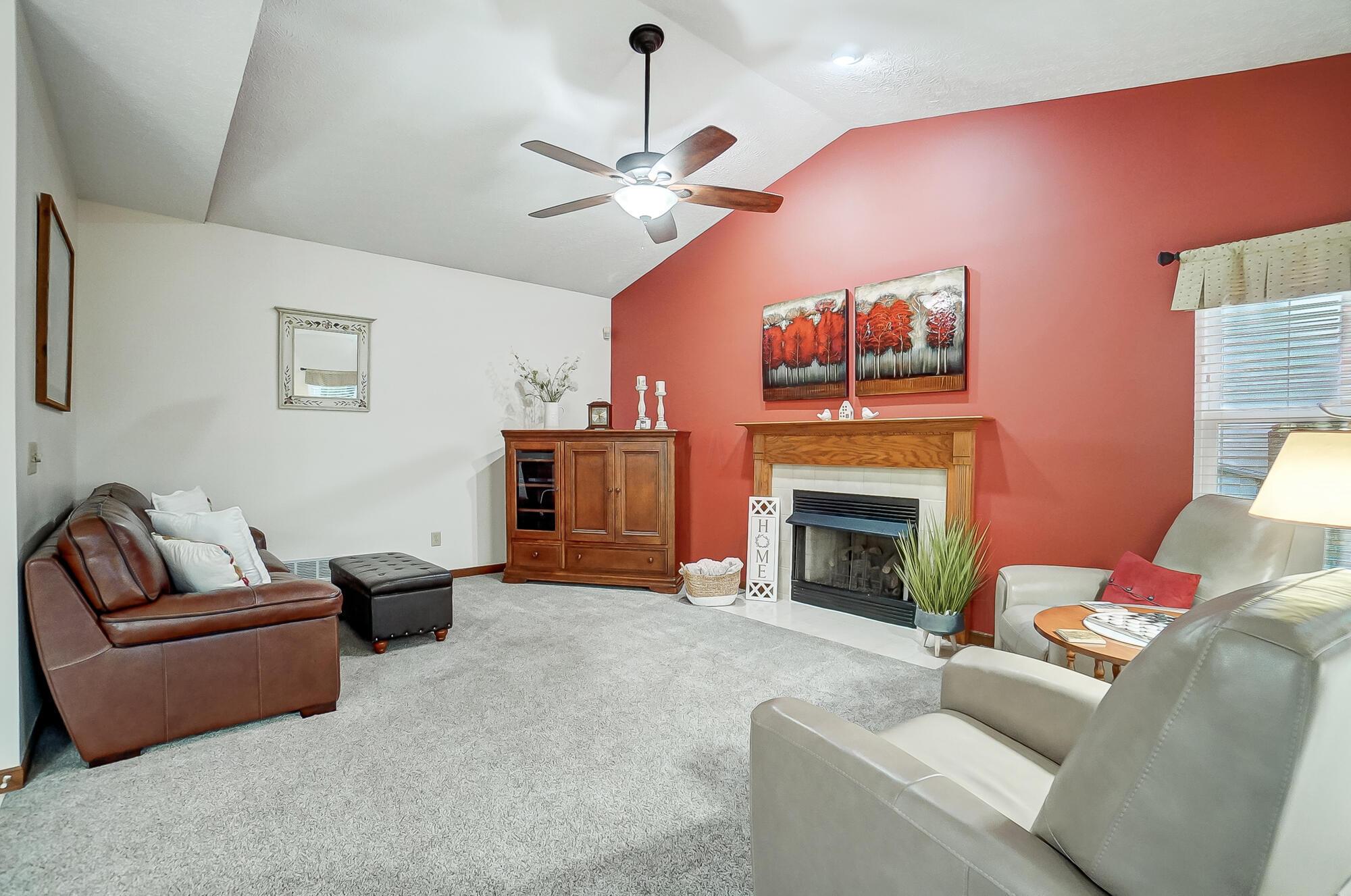 5337 Sutter Home Road Hilliard, OH 43026 - Photo 6 of 72 Cozy gas fireplace in the main living area!
