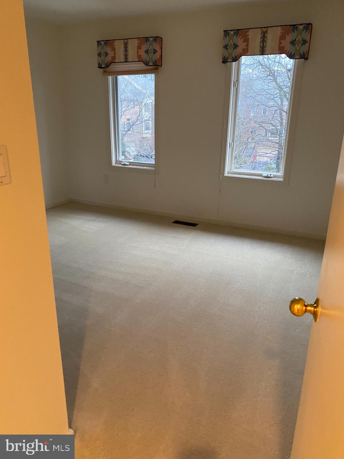 11529 Hemingway Drive Reston, VA 20194 - Photo 48 of 70 Gallery Image 48