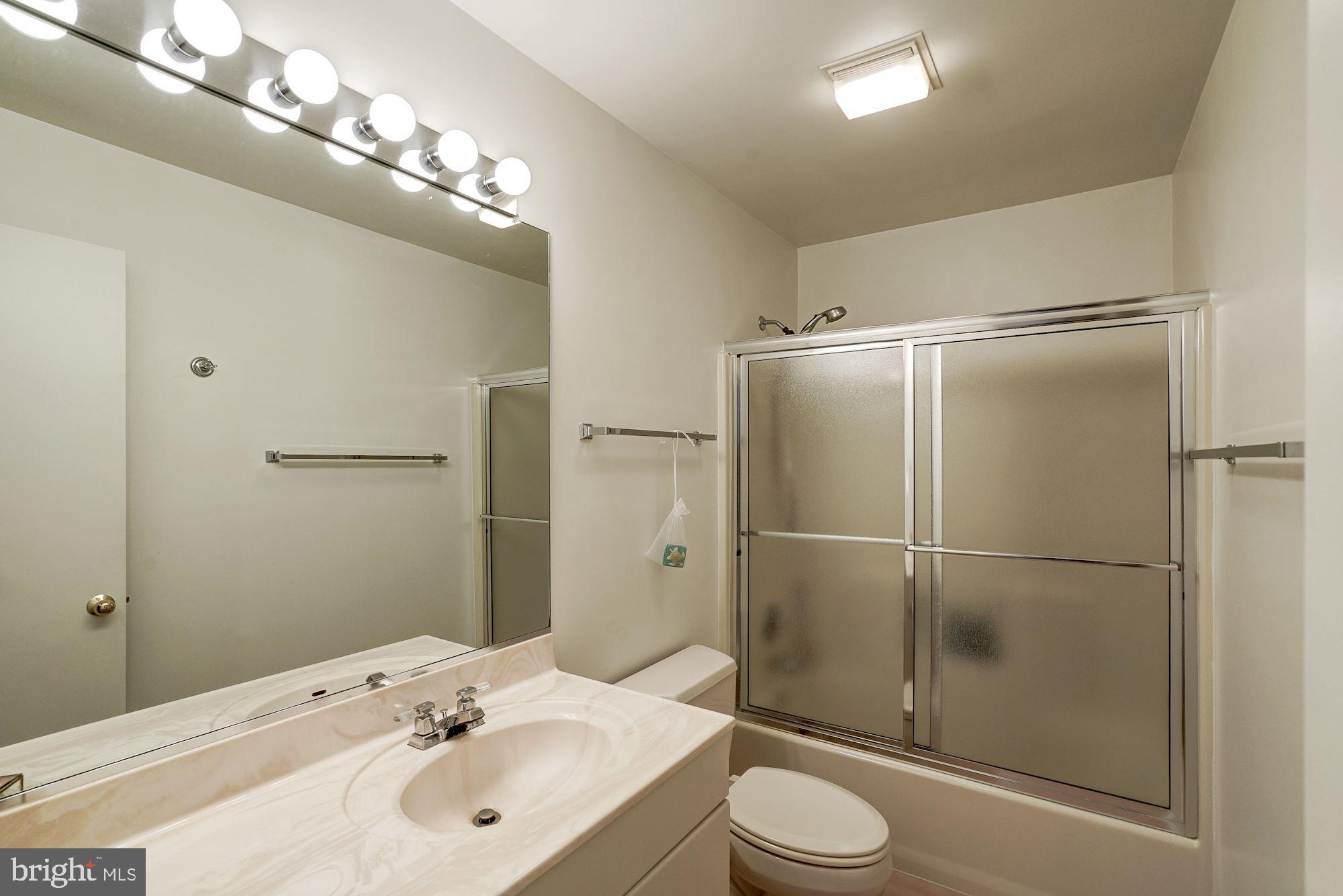 11529 Hemingway Drive Reston, VA 20194 - Photo 51 of 70 Gallery Image 51