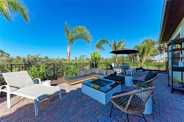 $3,750 | 2322 5th Street East, Palmetto, FL 34221