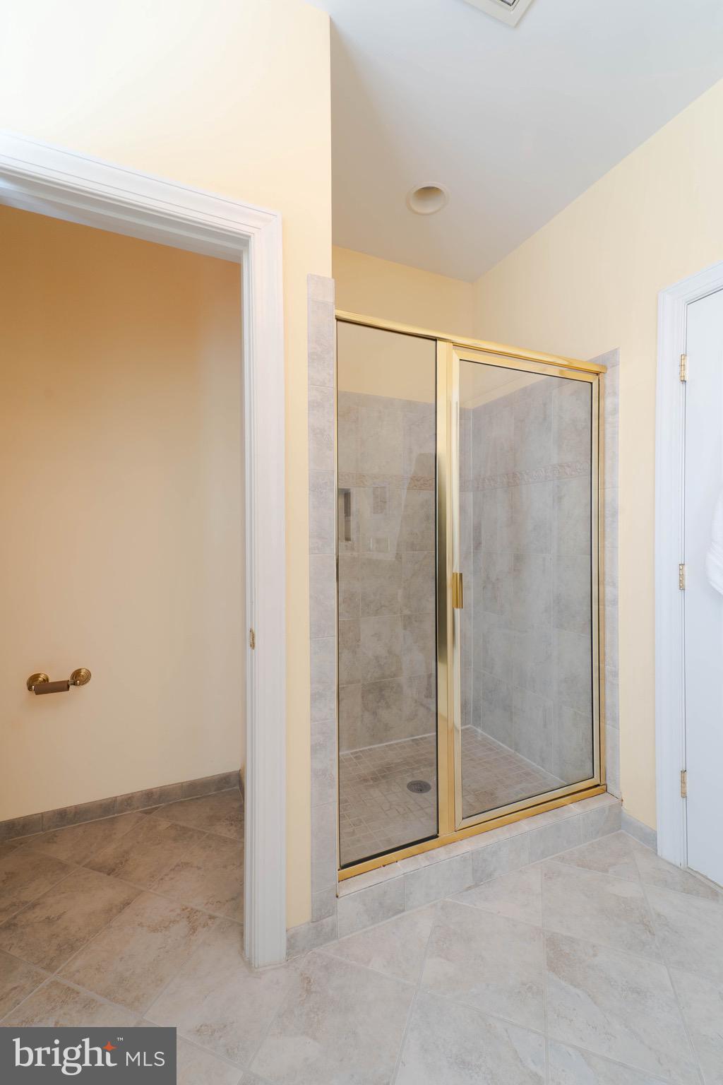 11453 Galliec Street, Unit 40 Fairfax, VA 22030 - Photo 38 of 45 a view of an empty room