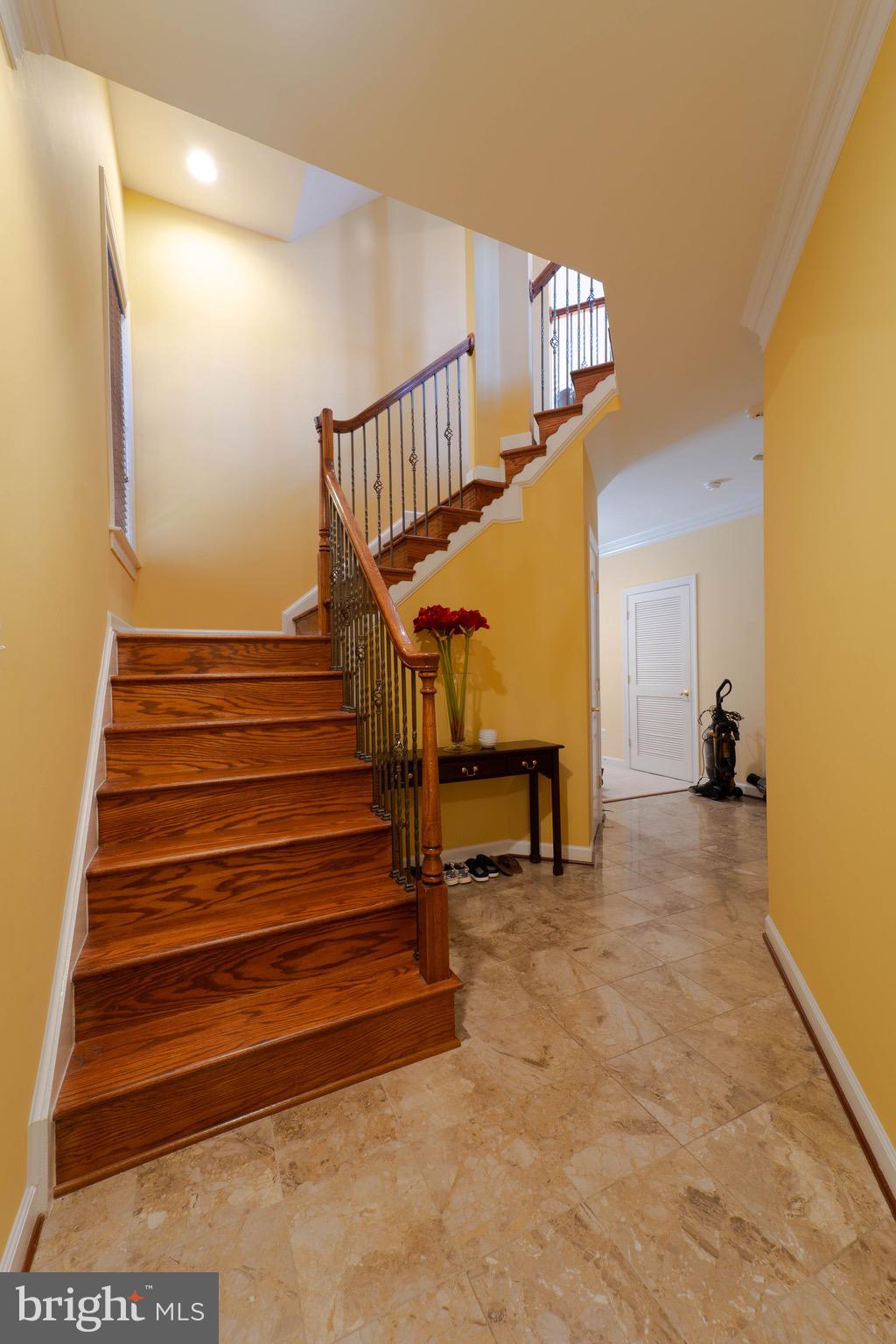 11453 Galliec Street, Unit 40 Fairfax, VA 22030 - Photo 5 of 45 a view of entryway