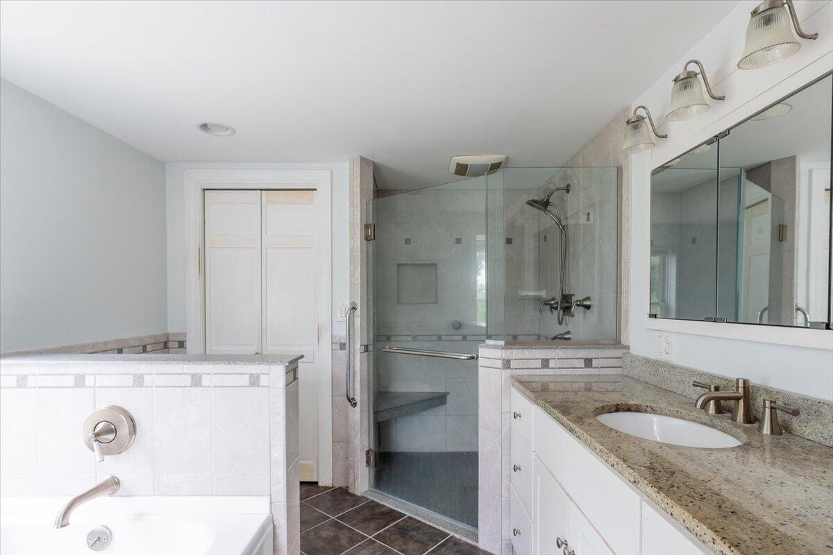 317 Augusta Road Washington, ME 04574 - Photo 23 of 49
