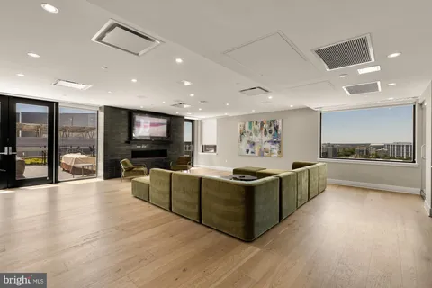 $549,900 | 37 L Street Southeast, Unit 301, Washington, DC 20003