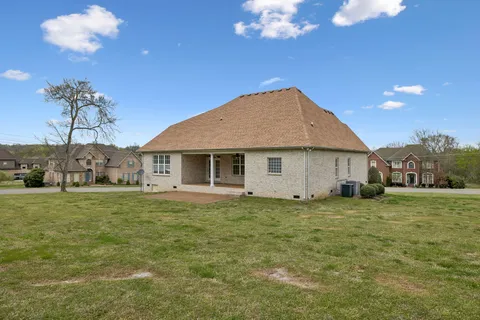 $689,900 | 405 Rodney Way, Mount Juliet, TN 37122