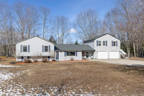 $569,000 | 43 Fall Ridge Road, Windham, ME 04062