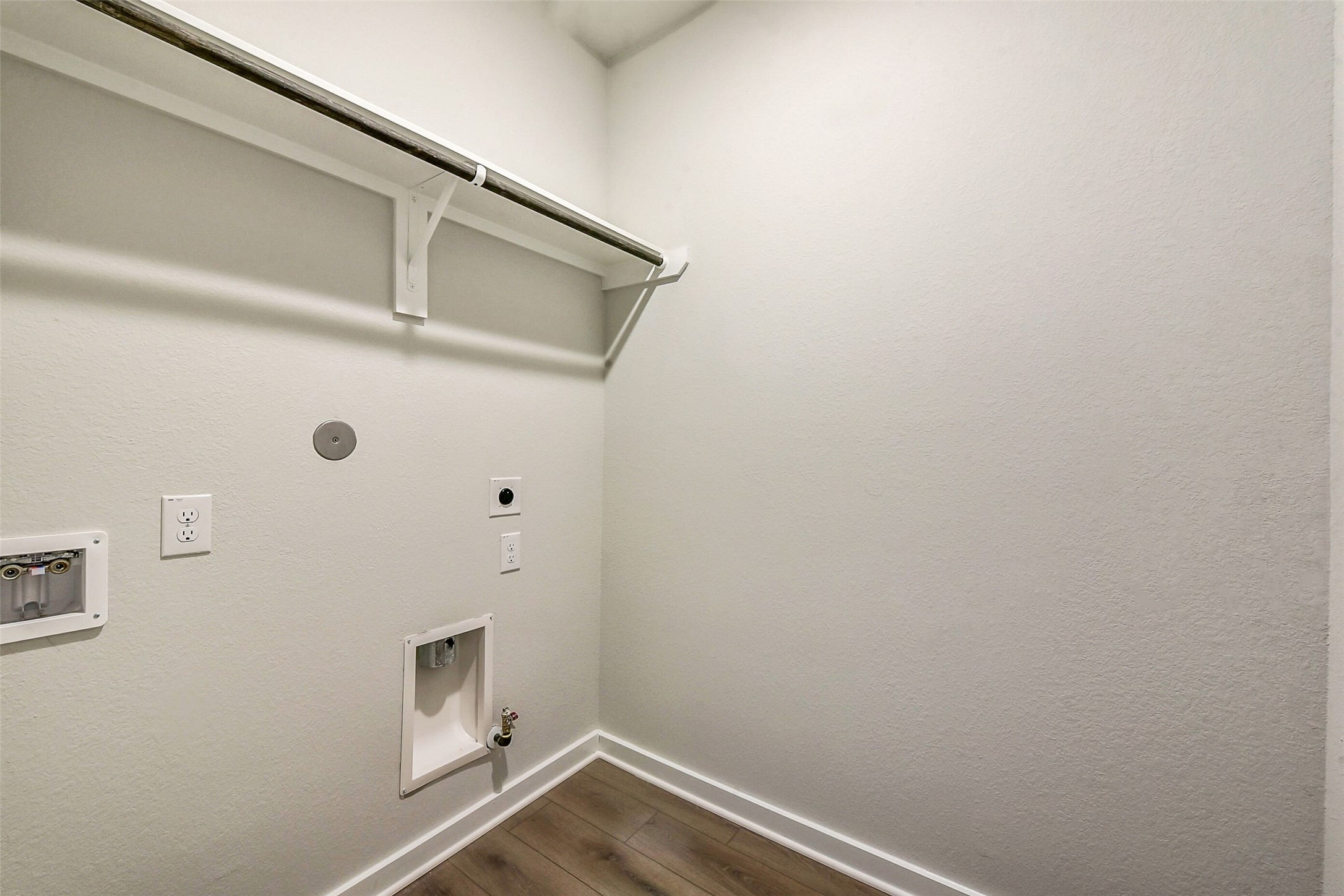 1992 Brookpointe Lane Dayton, TX 77535 - Photo 24 of 28