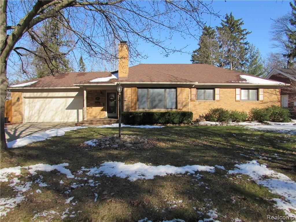 834 North Gulley Road Dearborn, MI 48128 - Photo 1 of 26 834 Gulley 002.JPG
