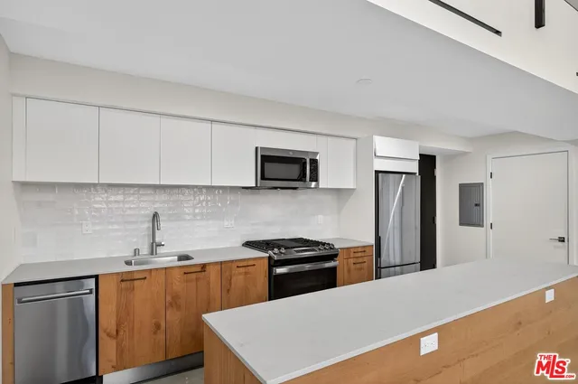 $4,500 | 2412 Eads Street, Unit 5, Los Angeles, CA 90031