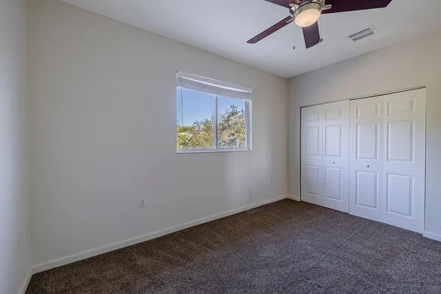 $2,500 | 805 Middleton Drive Southwest, Vero Beach, FL 32962