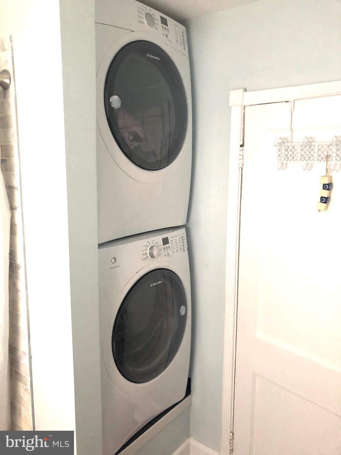 33 Murdock Road Baltimore, MD 21212 - Photo 9 of 11 Washer dryer