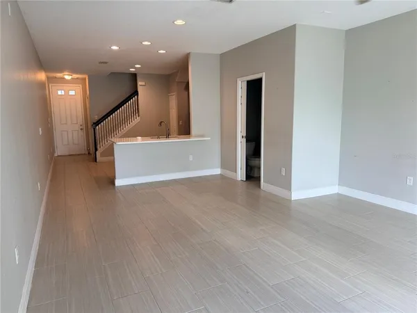 $2,200 | 10321 Willow Leaf Trail, Tampa, FL 33625