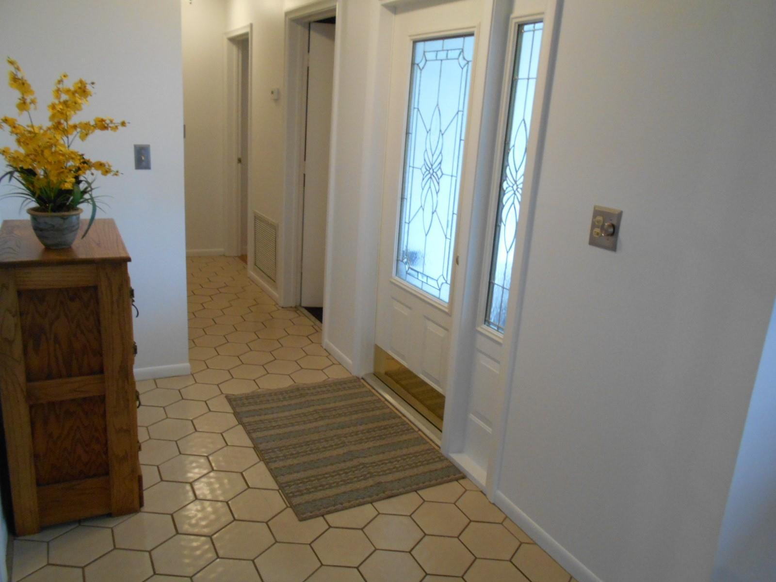 5560 Southwest 10th Place Pompano Beach, FL 33068 - Photo 8 of 15 Photo 8