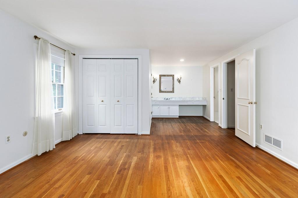 931 Valleyview Road Pittsburgh, PA 15243 - Photo 16 of 35 Gallery Image 16