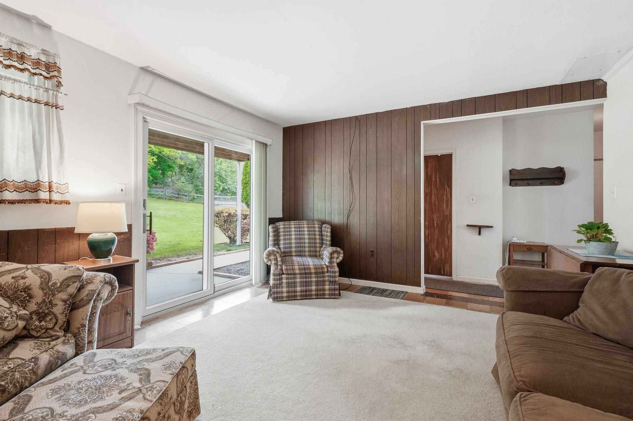 222 Coldstream Road Phoenixville, PA 19460 - Photo 33 of 50 Family Room