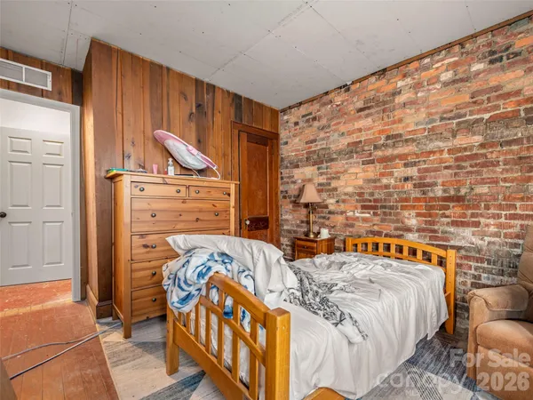 $240,000 | 120 East Howard Street, Tryon, NC 28782