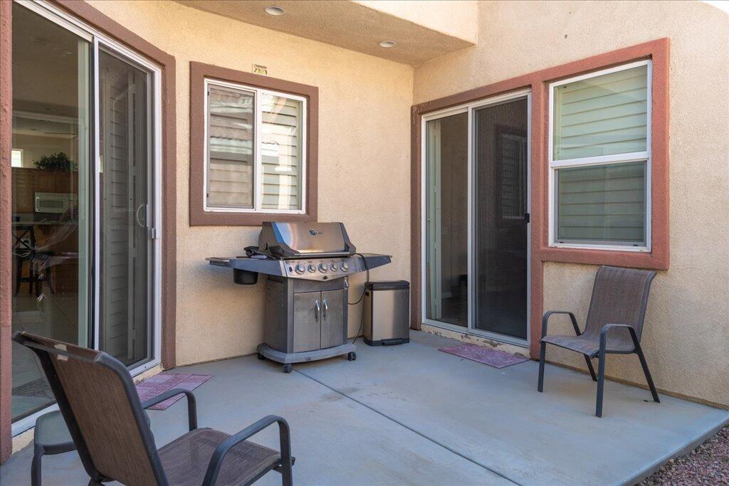 49562 Wayne Street Indio, CA 92201 - Photo 35 of 52 a view of kitchen with furniture and windows