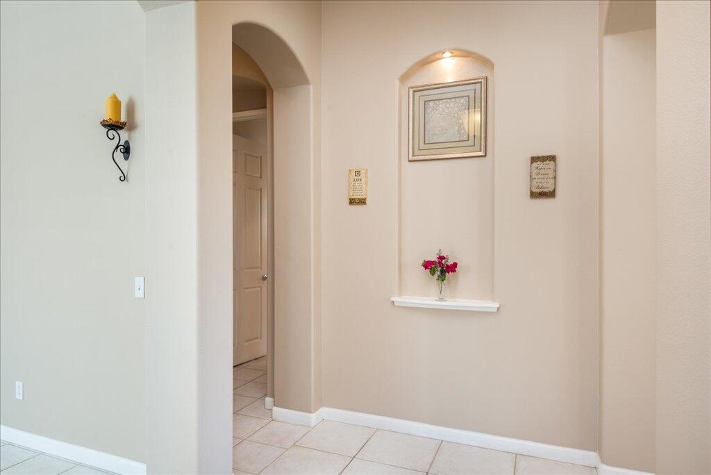 49562 Wayne Street Indio, CA 92201 - Photo 4 of 52 04-49562waynestreet-hr-4